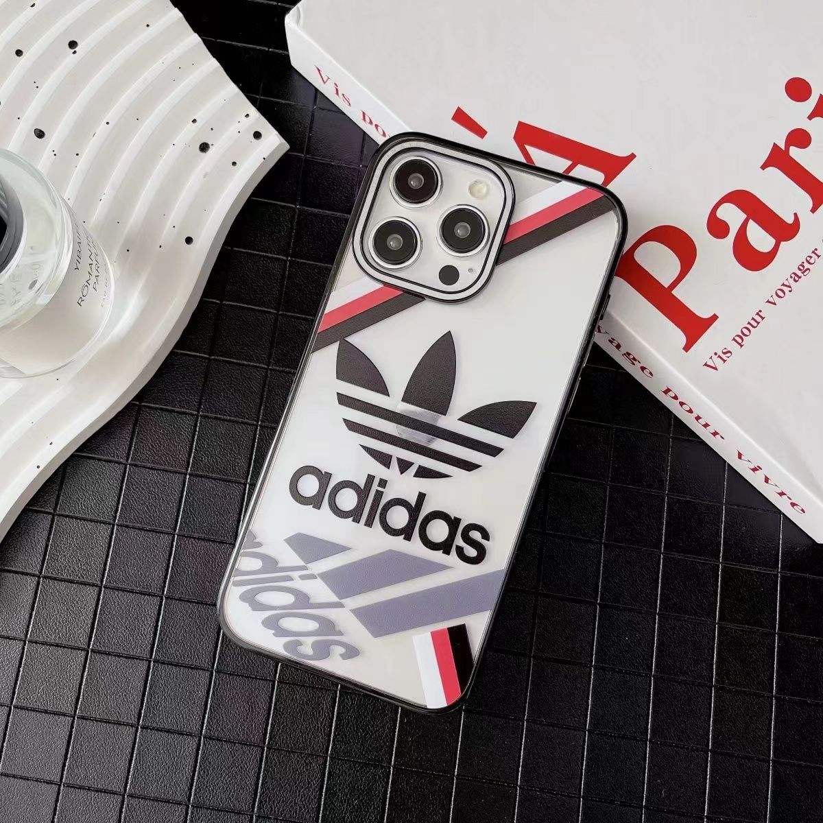 Case Adidas